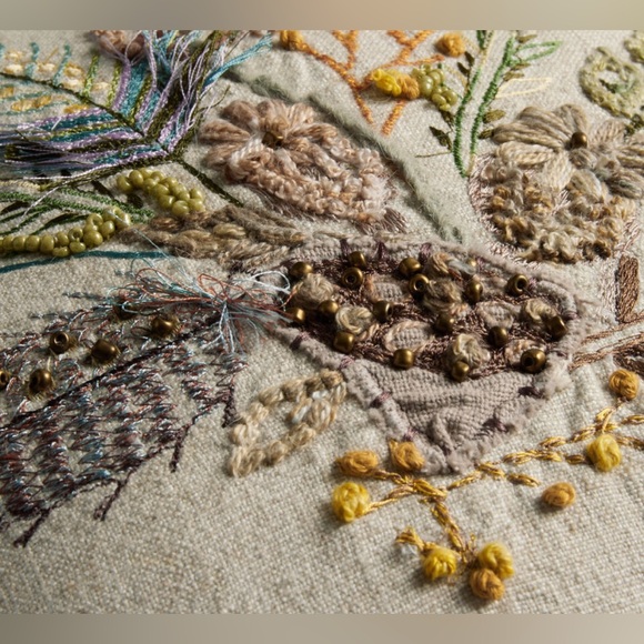 NEW Multicolor Embroidered Feather Bouquet Throw Pillow - Picture 6 of 9